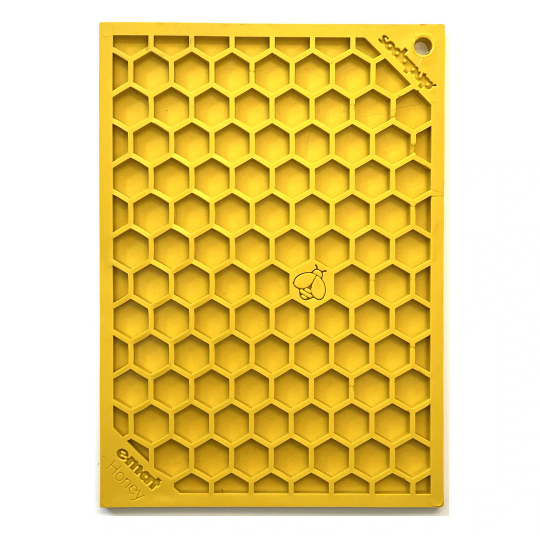 SodaPup Honeycomb Lick Mat